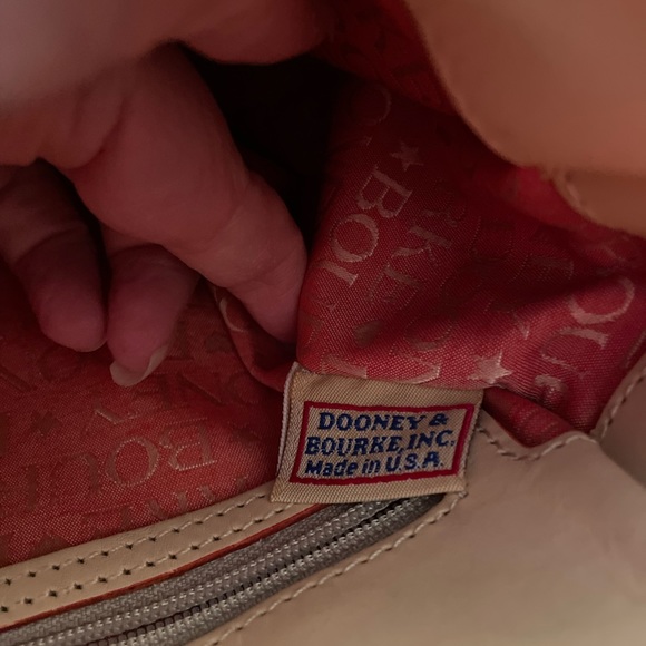Dooney & Bourke Authentic Vintage Pink Handbag Excellent Condition - Picture 7 of 7